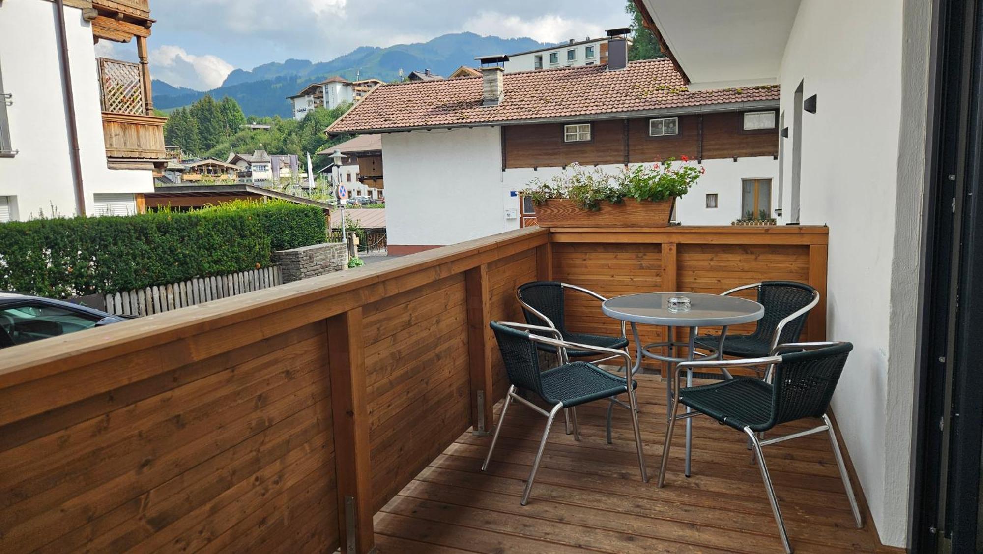 Absolute Active Mountain Resort Kirchberg in Tirol Exterior photo
